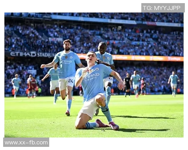 热刺球迷对球队推出的高价围巾表示强烈不满引发热议